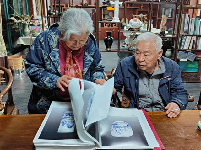 关宝琮大师携夫人路桂筠老师再临上虞关宝琮艺术馆-绍兴上虞承缘堂文化艺术品有限公司